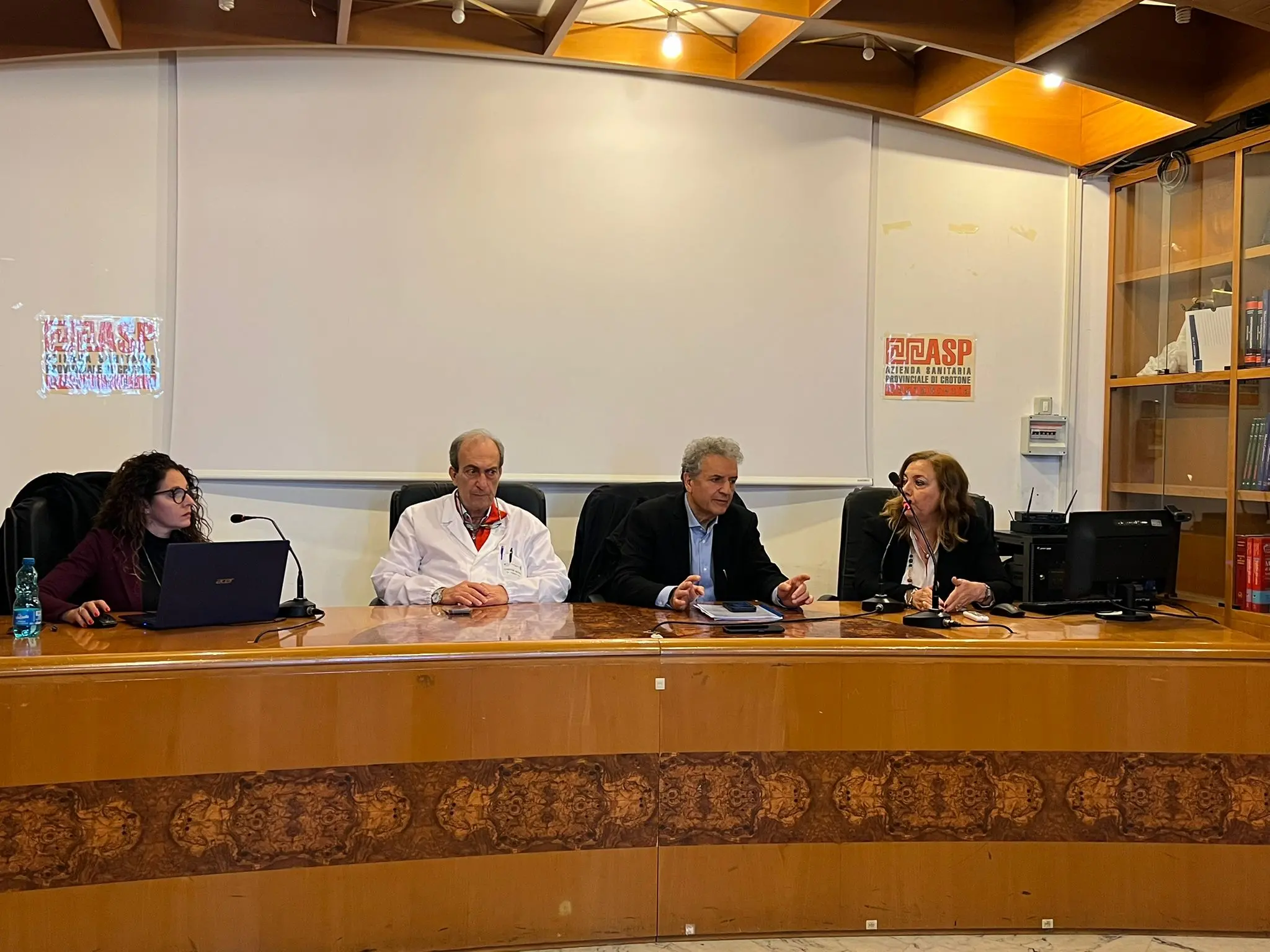 Asp Crotone, il nuovo corso del dg Graziano: «Integrazione ospedale-territorio e prossima attivazione di Emodinamica»\n