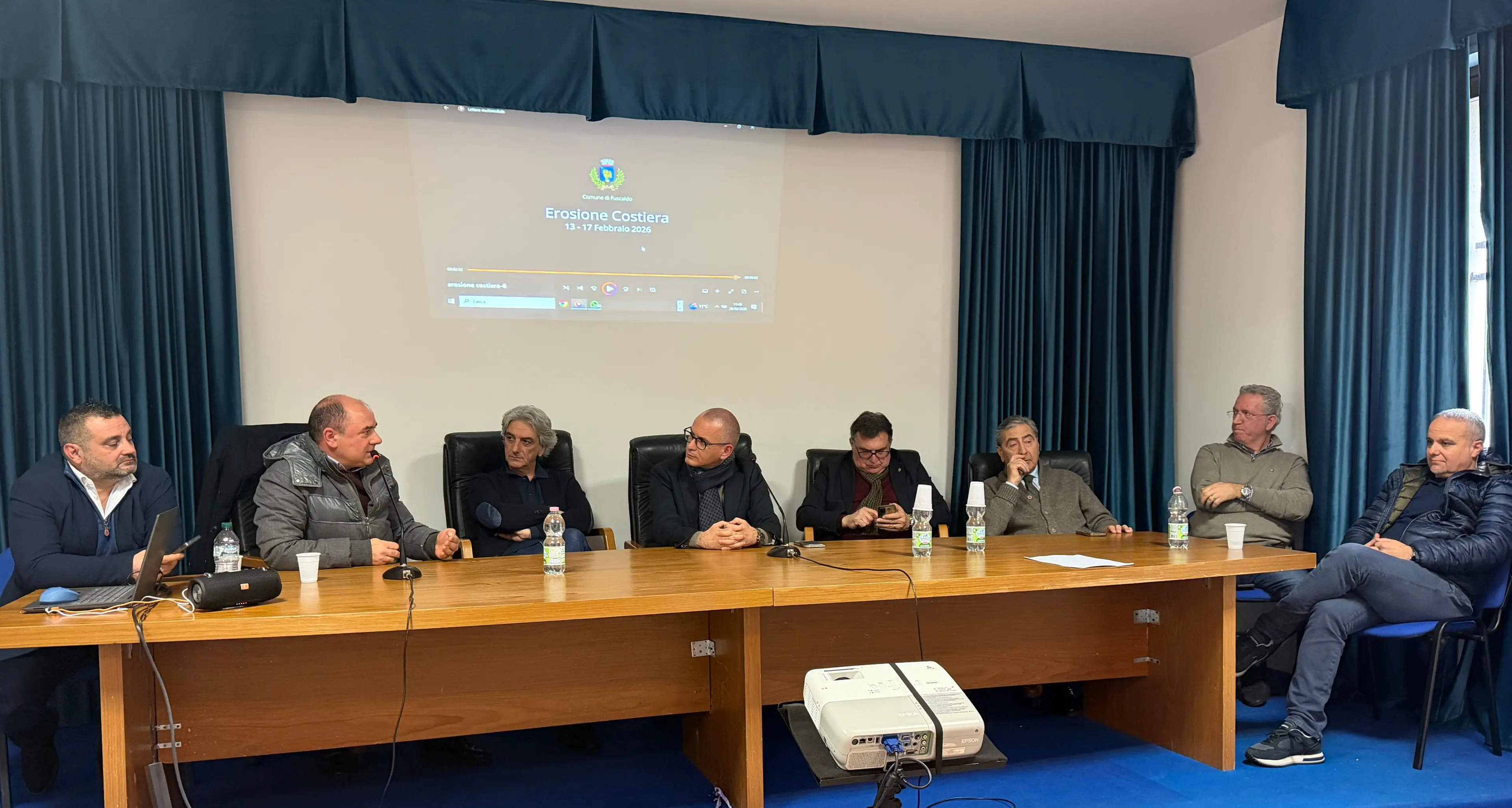 Sindaci del Tirreno cosentino uniti: «Serve un piano unico contro l’erosione»\n
