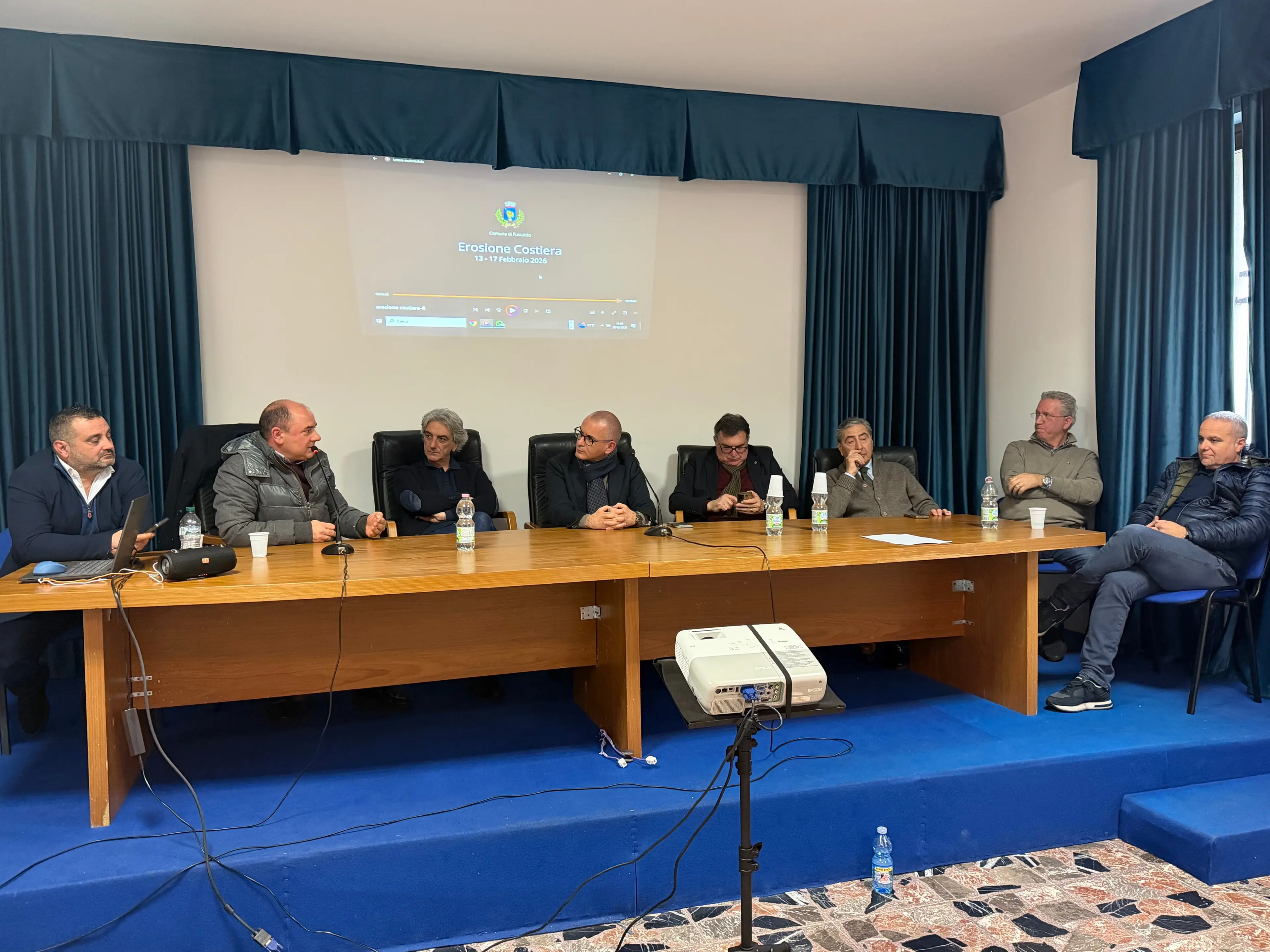 Sindaci del Tirreno cosentino uniti: «Serve un piano unico contro l’erosione»\n