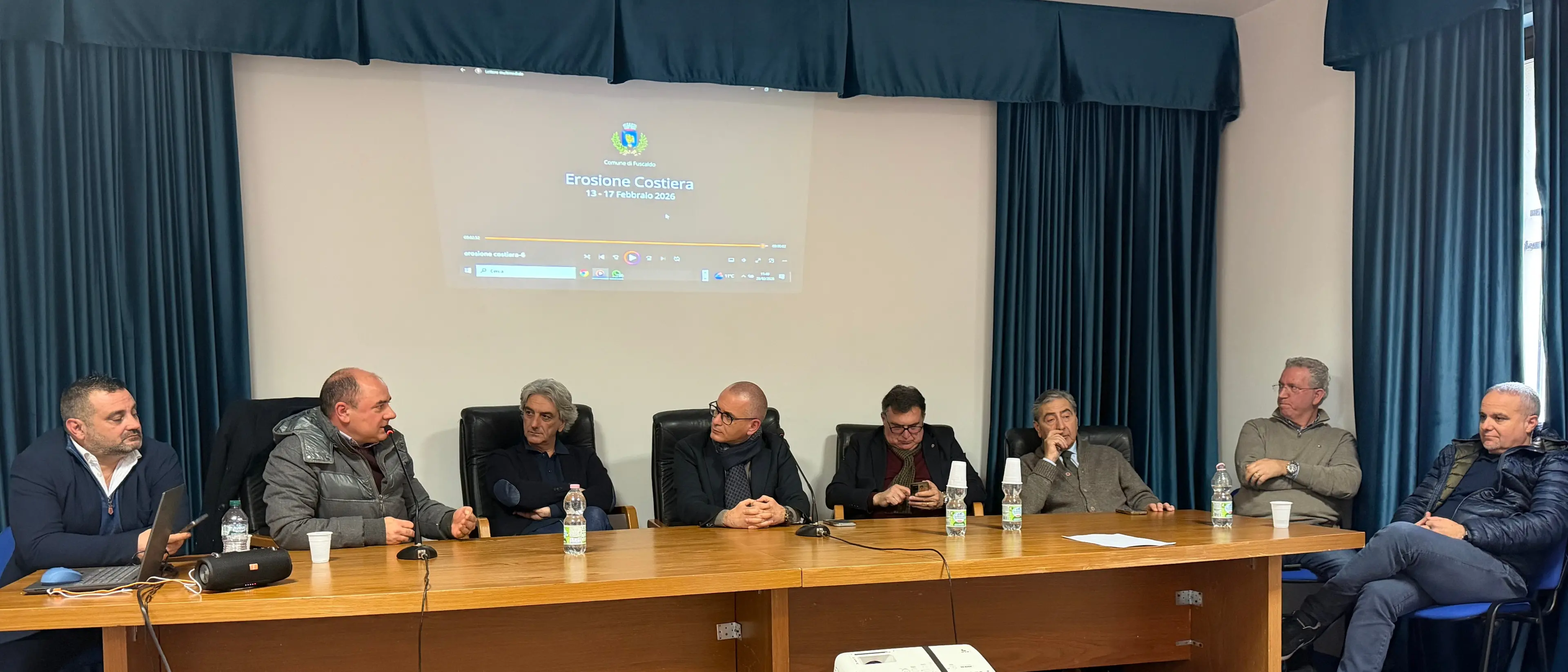Sindaci del Tirreno cosentino uniti: «Serve un piano unico contro l’erosione»\n