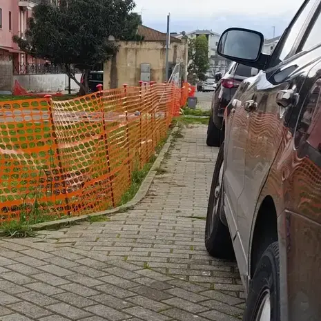 Moderata Durant, parcheggi ridotti per la nuova zona picnic. Il Comune di Vibo rassicura dopo le proteste: «Ci sarà un’area dedicata»\n