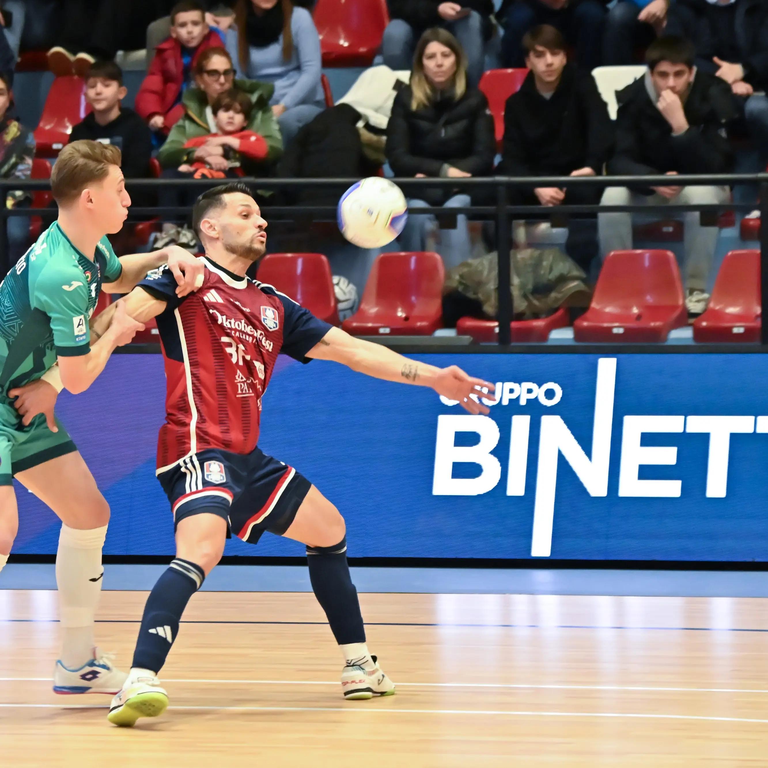 Futsal, Pirossigeno Cosenza\u00A0da urlo (finalmente): Feldi Eboli battuta 5-3\n
