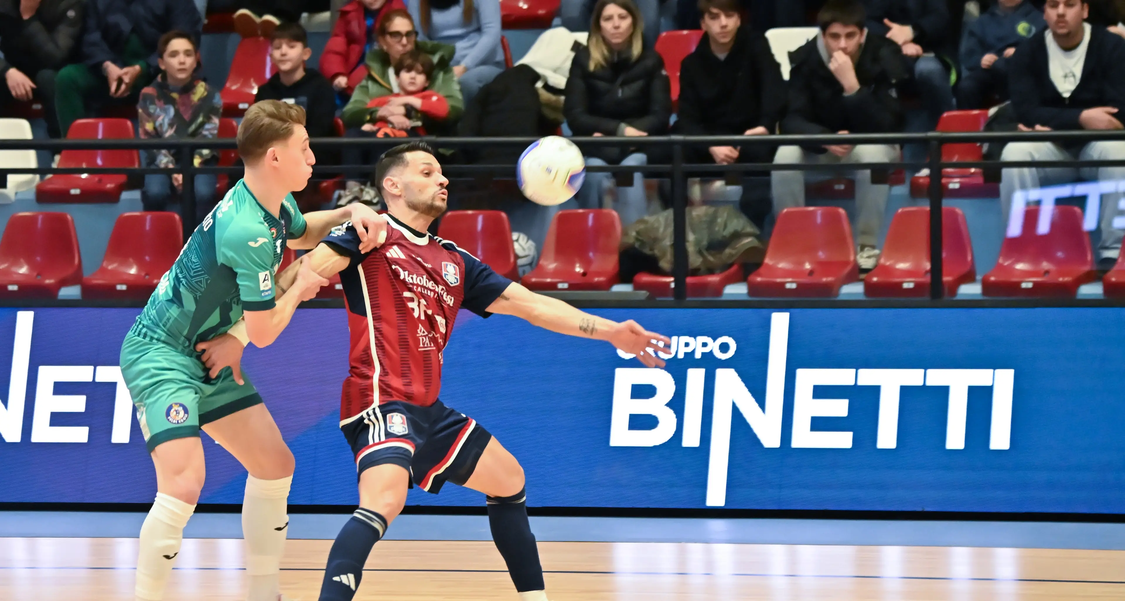 Futsal, Pirossigeno Cosenza\u00A0da urlo (finalmente): Feldi Eboli battuta 5-3\n