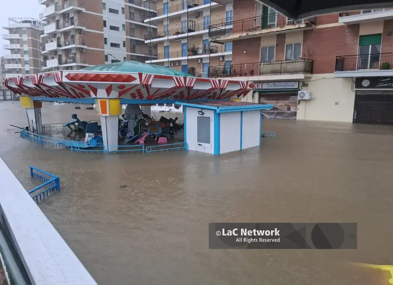Danni ciclone Harry,\u00A0Iemma: «Dal Comune supporto agli operatori con l’esenzione dei contributi di costruzione e dei diritti segreteria»\n
