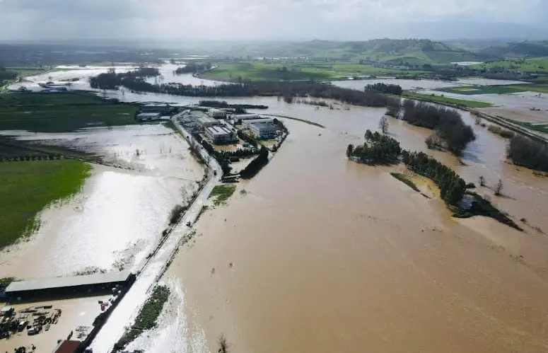 Il cambiamento climatico è realtà,\u00A0servono pianificazione e investimenti:\u00A0la Calabria\u00A0davanti alla sua prova più seria\n
