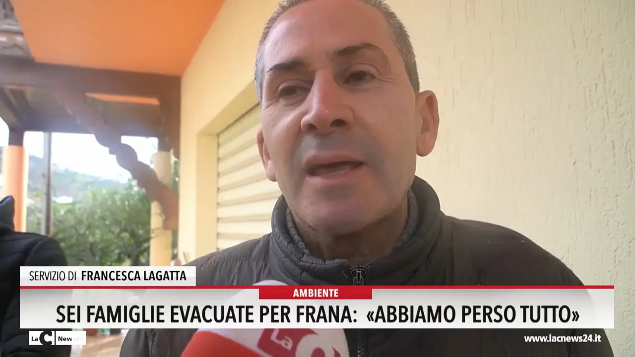 Sei famiglie evacuate per frana: \"Abbiamo perso tutto\"