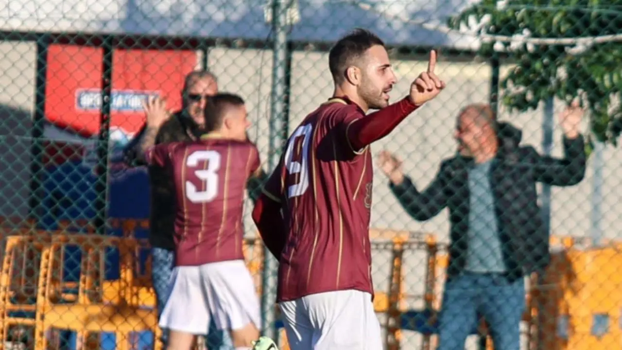 Promozione A, il Bisignano e bomber Petrone si separano: «Cambiate le dinamiche. Peccato, volevo arrivare a\u00A0100 gol nei dilettanti»\n
