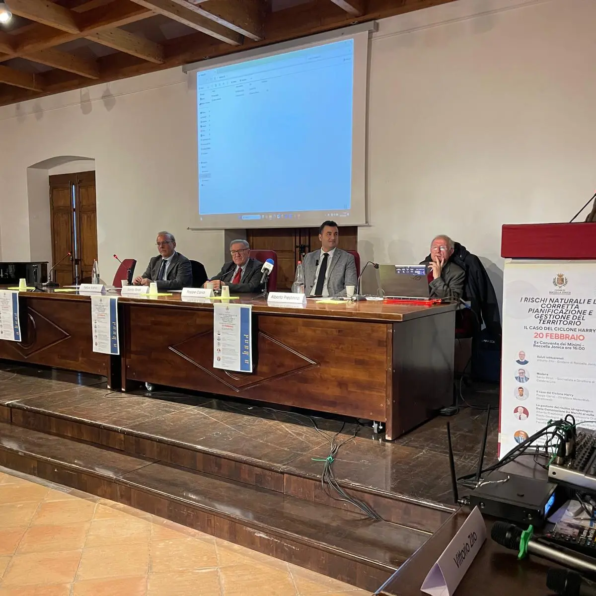 Roccella, a un mese dal ciclone Harry esperti a confronto sull’erosione costiera\n