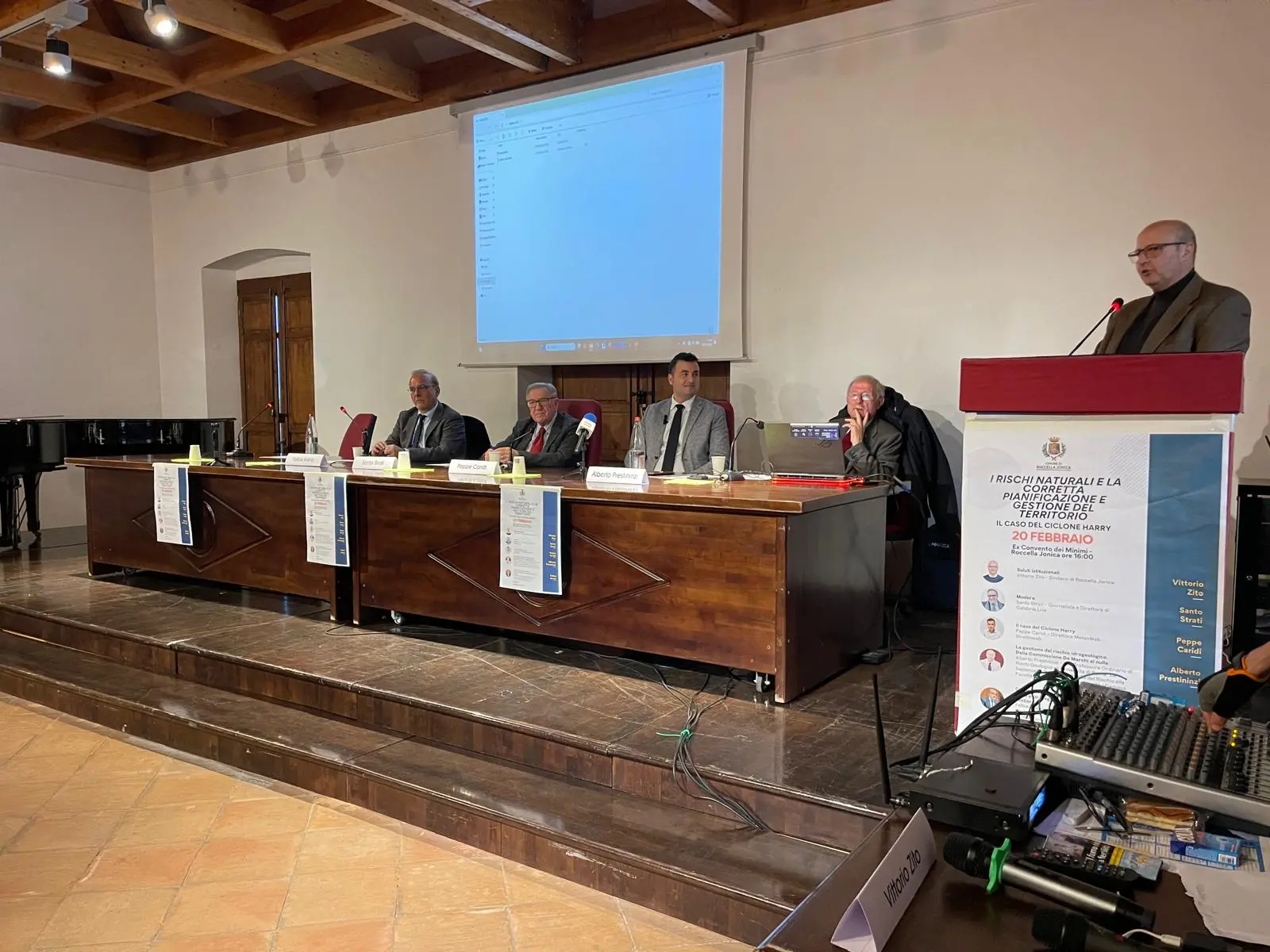 Roccella, a un mese dal ciclone Harry esperti a confronto sull’erosione costiera\n