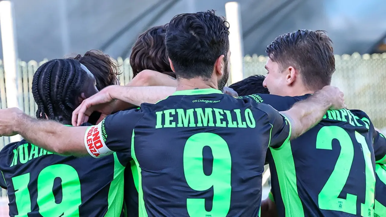 Poker per il Catanzaro, le Aquile battono a Chiavari l’Entella mettendo in fila la quarta vittoria: finale 1-3\n