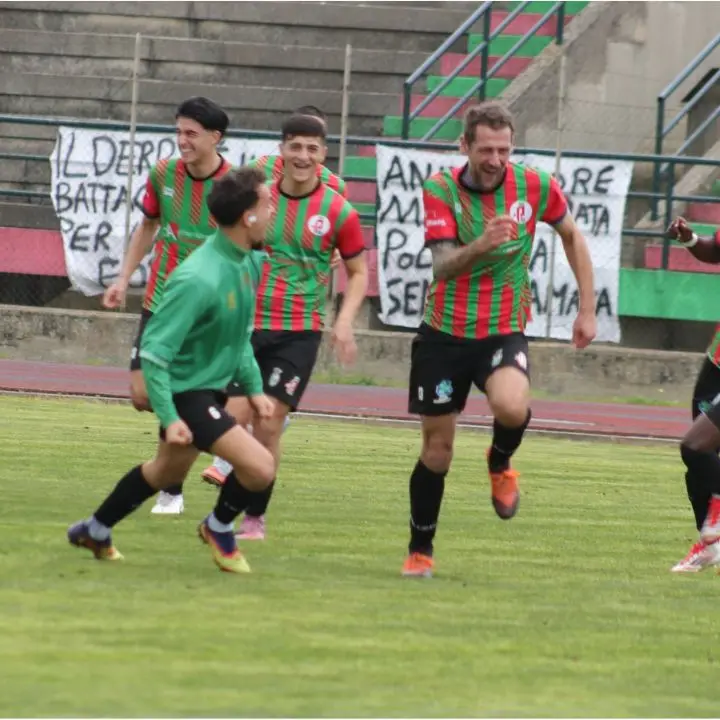 Promozione B, Sporting Polistena beffato e infuriato con la direzione arbitrale: «Due episodi discutibili, inaccettabile perdere una partita così»