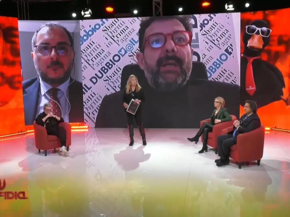 Lo sballo del qua qua: destra e sinistra, identità smarrite e satire affilate nel salotto di Perfidia