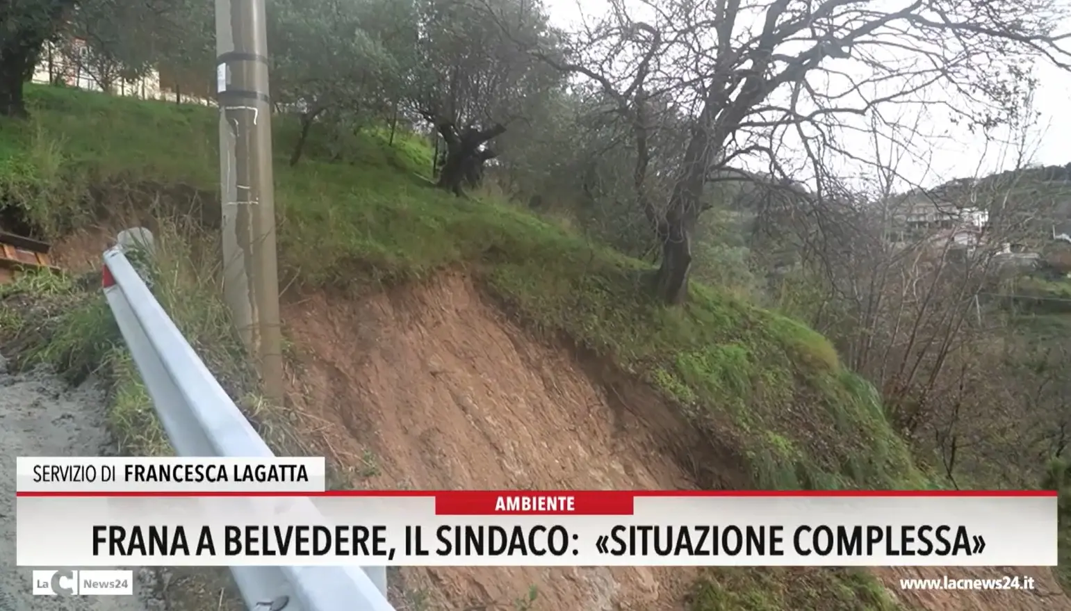 Frana a Belvedere, il sindaco: «Situazione complessa»