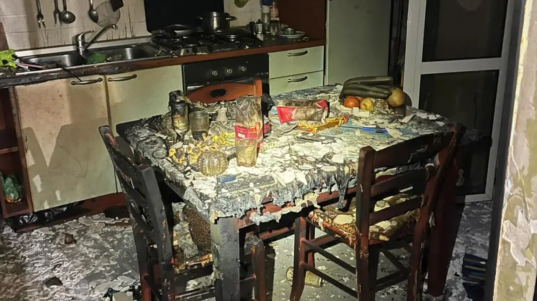 Esplosione in una palazzina a Catanzaro, le voci dei soccorritori nel VIDEO della Questura\n