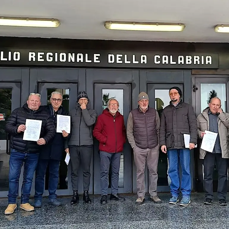 San Giovanni in Fiore, “Curare sul posto”: incontro e firme per salvare gli ospedali di montagna\n