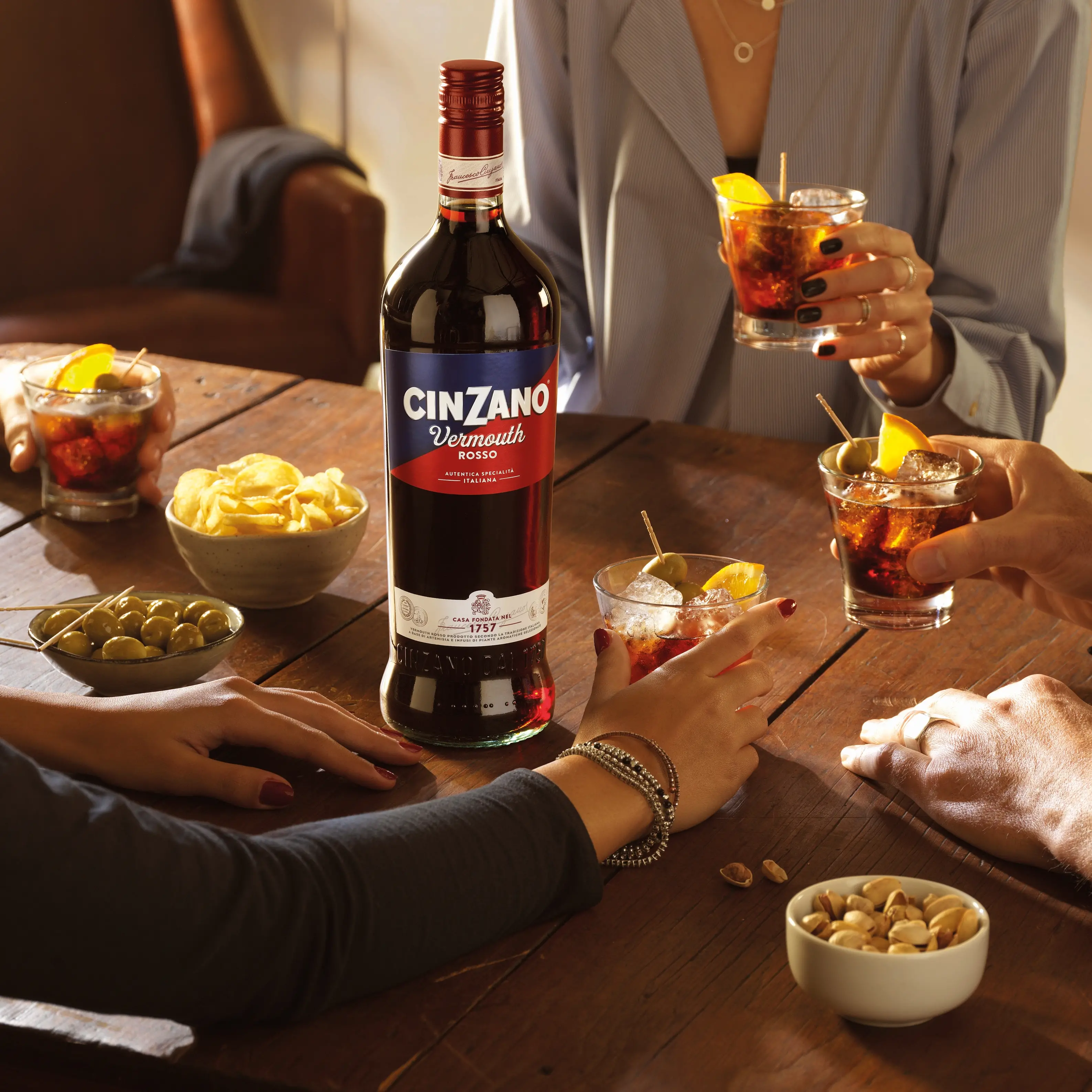 Cinzano al Salone del vermouth di Torino per la prima volta come parte di Gruppo Caffo 1915\n