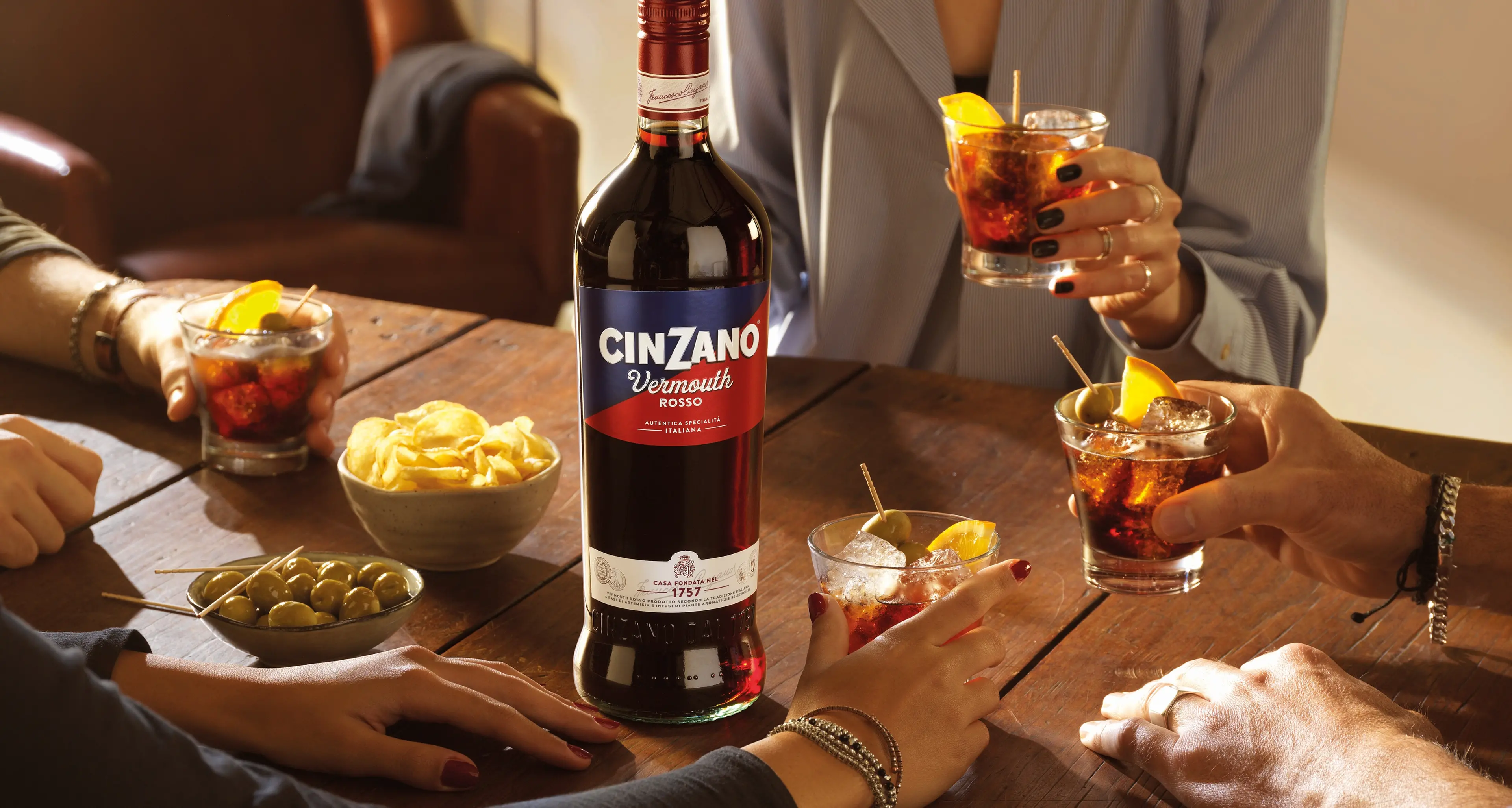 Cinzano al Salone del vermouth di Torino per la prima volta come parte di Gruppo Caffo 1915\n