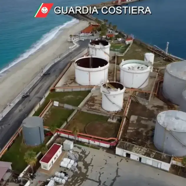 Depositi costieri, Italia Nostra: «Il Comune di Vibo poteva opporsi ma non l’ha fatto nei termini consentiti»\n