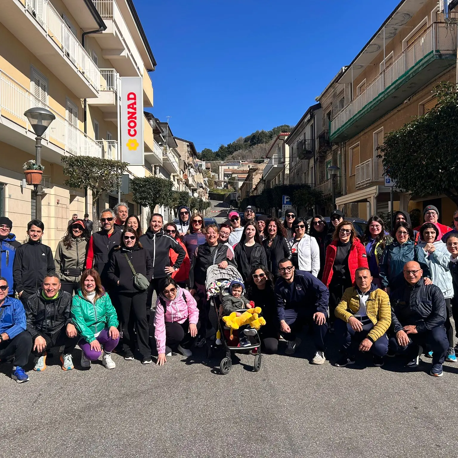 A Pianopoli la domenica rimette in moto la comunità con le camminate di “Eventi in Movimento”\n