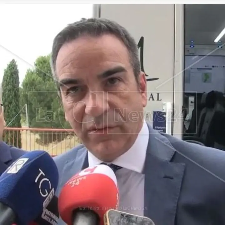 Occhiuto incontra Hammer: «Medici cubani ancora necessari, con gli Usa lavoriamo a nuove soluzioni per il reclutamento»\n