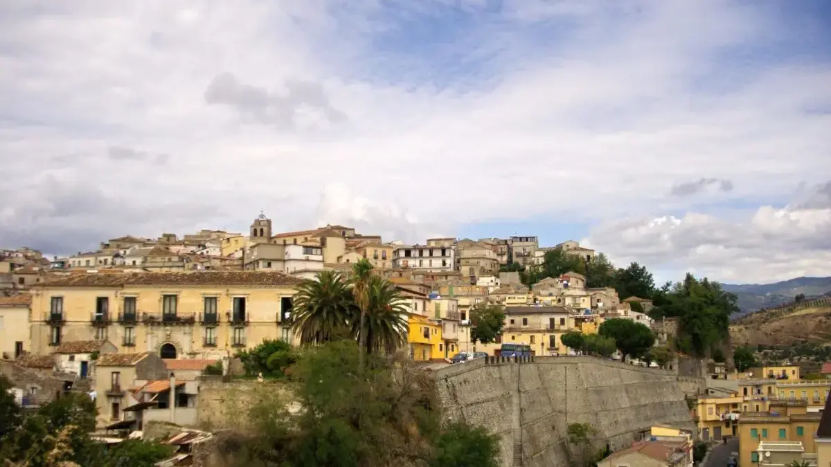 Crisi politica a Caulonia, Cagliuso: «FI commissariata? Fine dei doppi giochi»\n