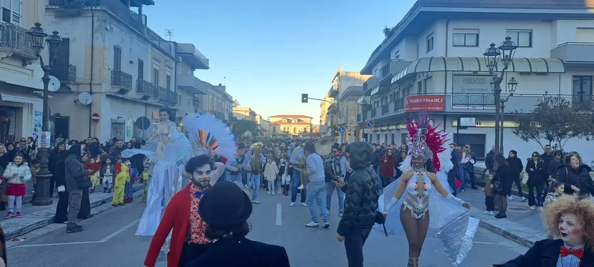 \"Siderno in maschera\" riporta in Città l'allegria del Carnevale\n