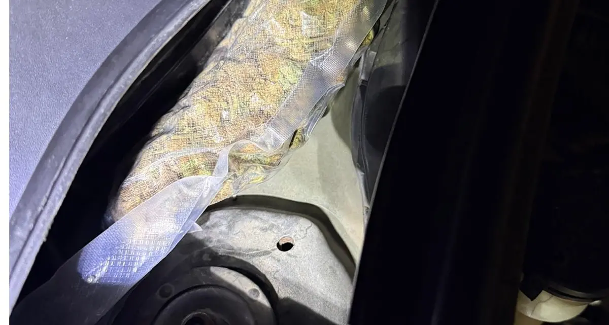 Area di servizio di Villa,\u00A0trasportava cocaina e marijuana in macchina: arrestato dalla polizia\u00A0\n