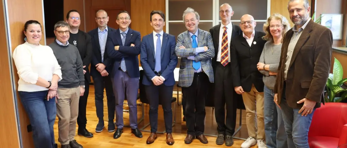 Unical entra in Solaris: via al radiotelescopio solare da 1,5 milioni, intitolato a Carbone\n