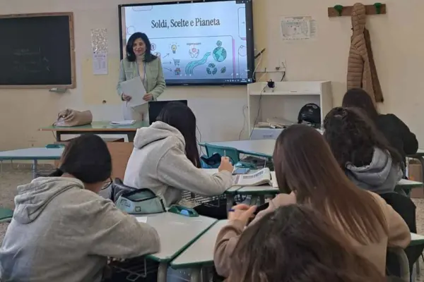 Reggio, all’ITE Piria – Ferraris/Da Empoli il denaro diventa educazione alla scelta\n