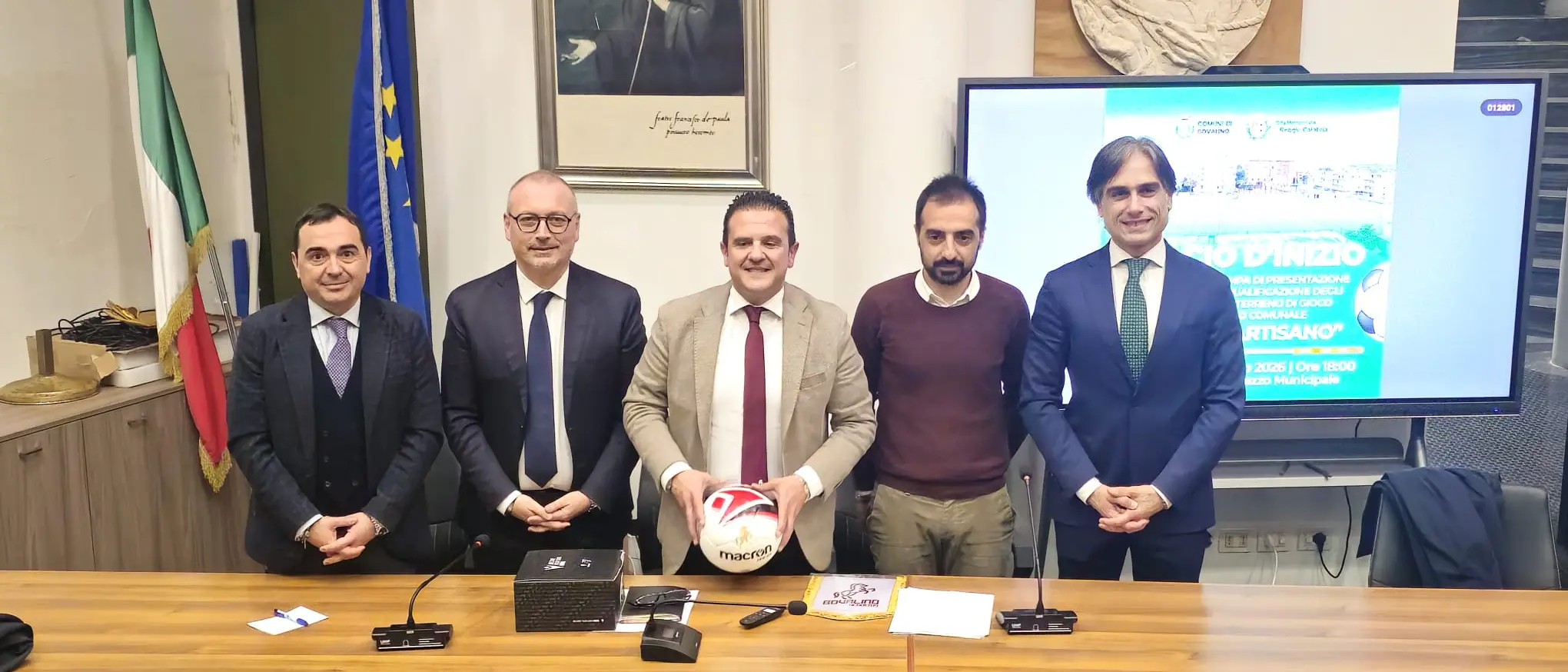 Bovalino,\u00A0presentati i lavori per il nuovo terreno di gioco dello Stadio “Lollò Cartisano”\n