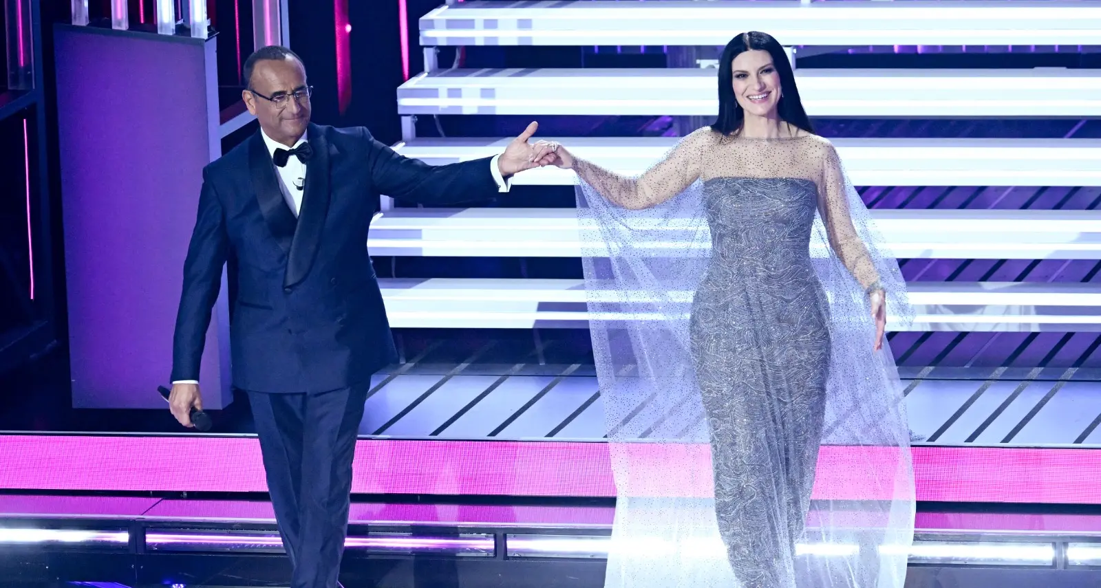 Sanremo 2026 parte in frenata: 9,6 milioni e 58% di share, tre milioni in meno rispetto al debutto record del 2025\n