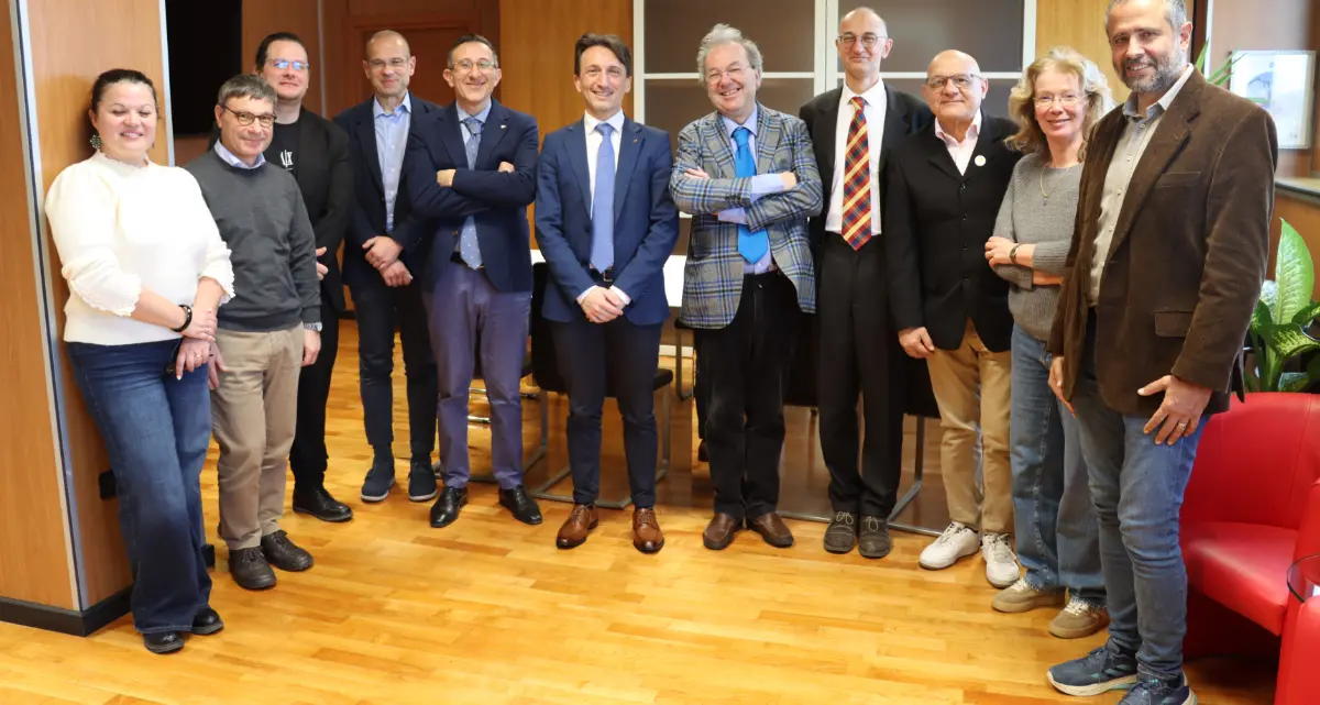 L’Unical entra in Solaris, 1 milione e mezzo di euro per realizzare un radiotelescopio per l’osservazione del Sole\n