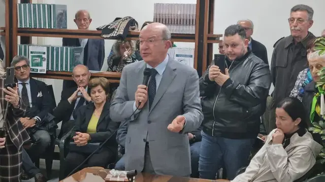 Lamberti Castronuovo, dopo gli accertamenti sanitari, conferma la sua presenza tra i candidati a sindaco\n