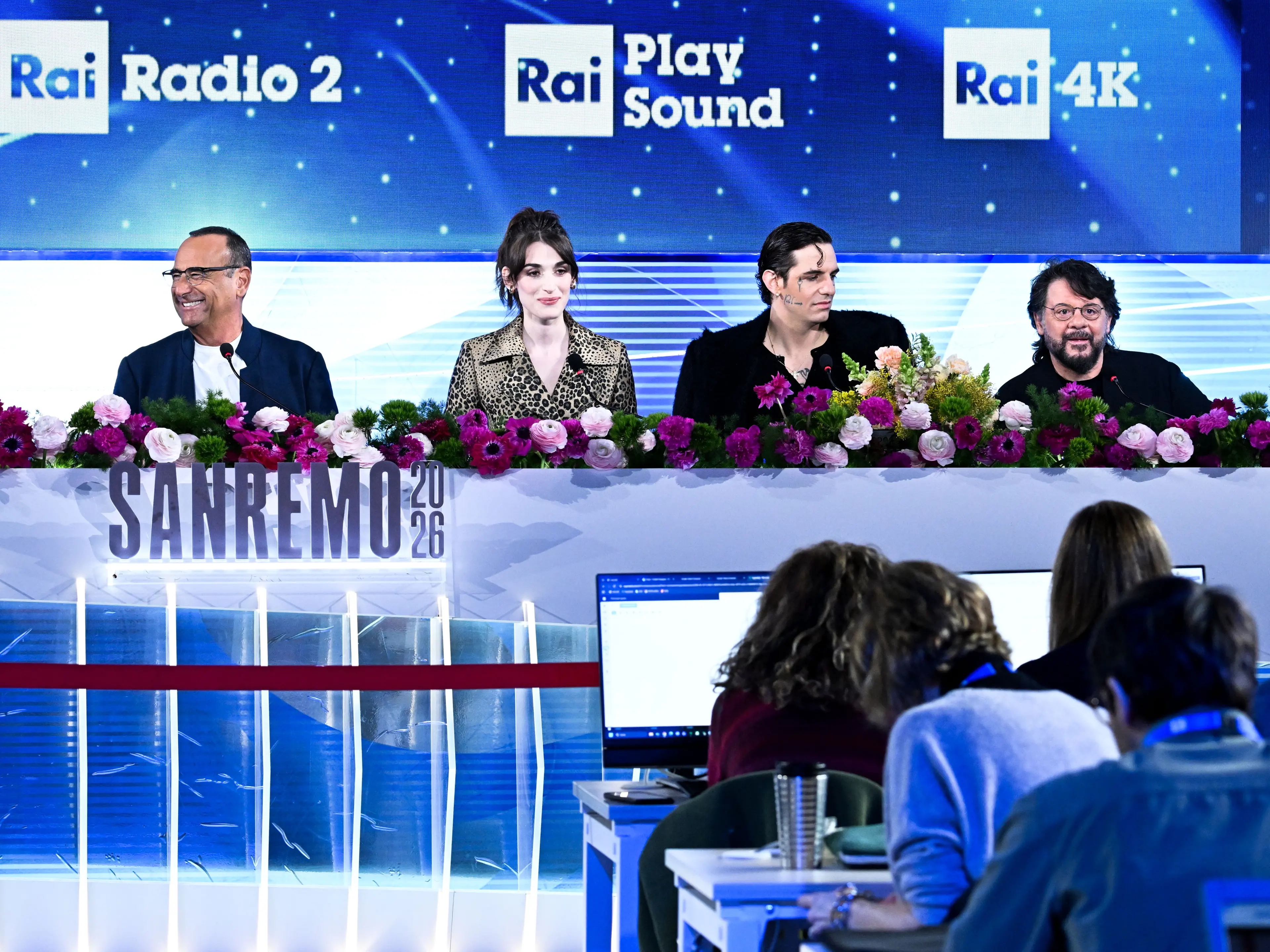 Sanremo 2026, seconda serata: solo 15 Big, parte il televoto e l’Ariston si riempie di co-conduttori, sfide e duetti\n
