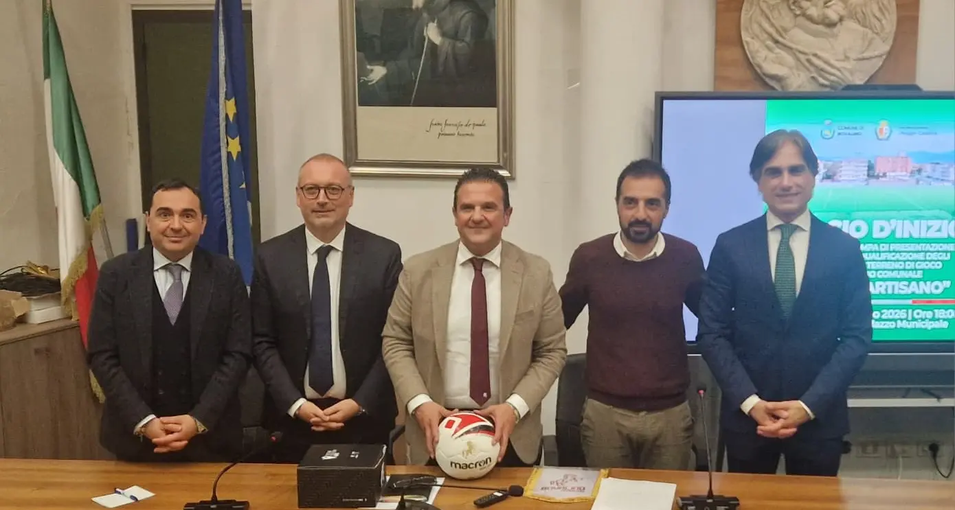 Bovalino, presentata la riqualificazione dello stadio “Lollò Cartisano”\n