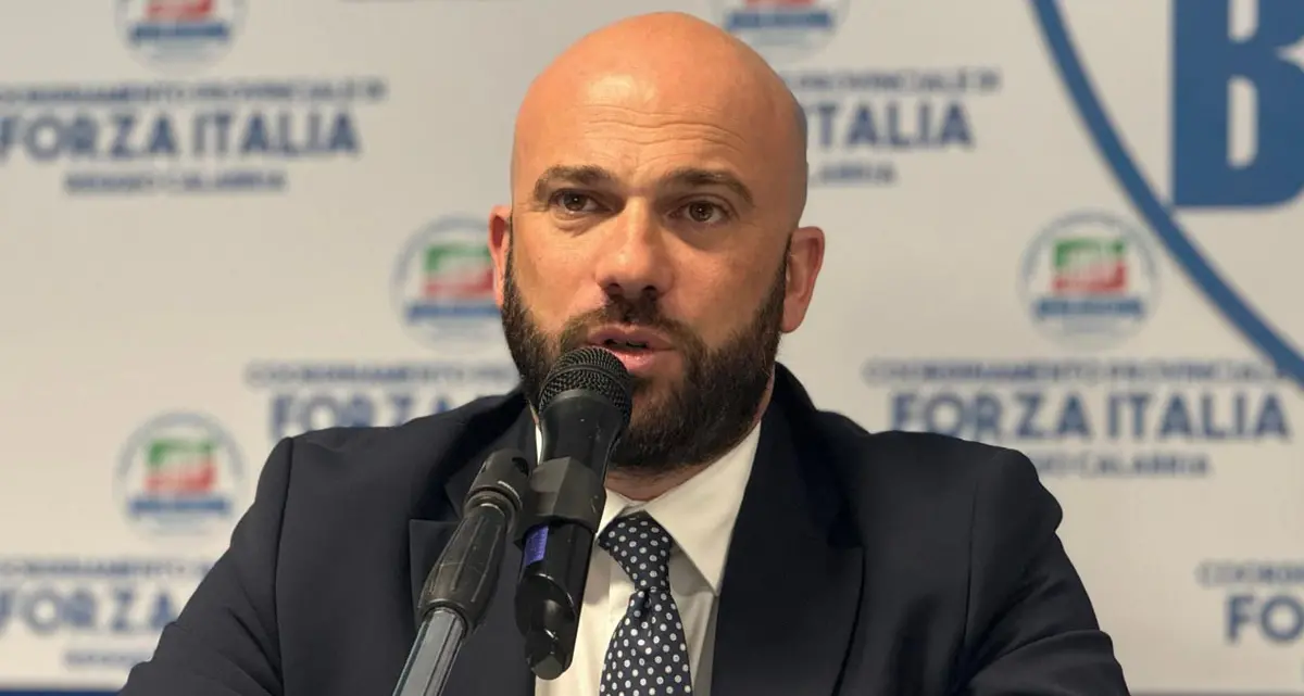 Caputo: «Guai a sacrificare Amaco per logiche privatistiche. Resti pubblico»\n