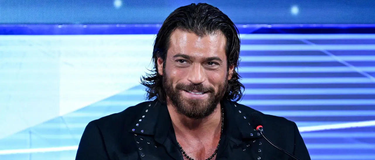 Can Yaman, 75mila euro per l’Ariston e cuore libero: da Diletta a Lorena, tutti gli amori della Tigre di Sanremo\n