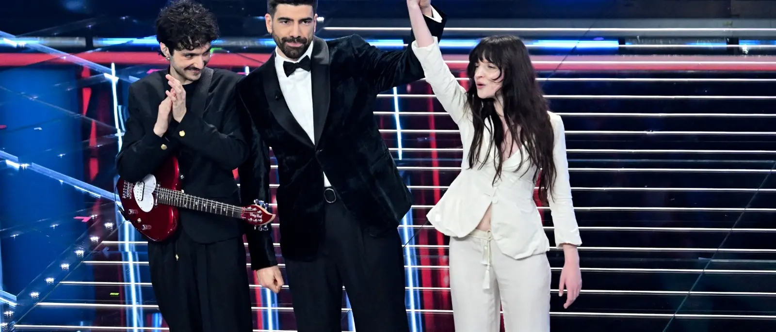 Sanremo 2026:\u00A0le pagelle della seconda serata tra conferme, sorprese e primi ribaltoni\n