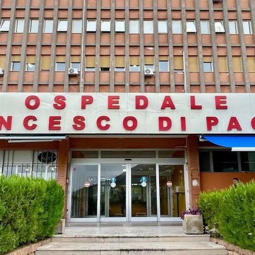 Ospedale di Paola, la figlia di un paziente: «Professionalità straordinaria e profonda umanità»\n