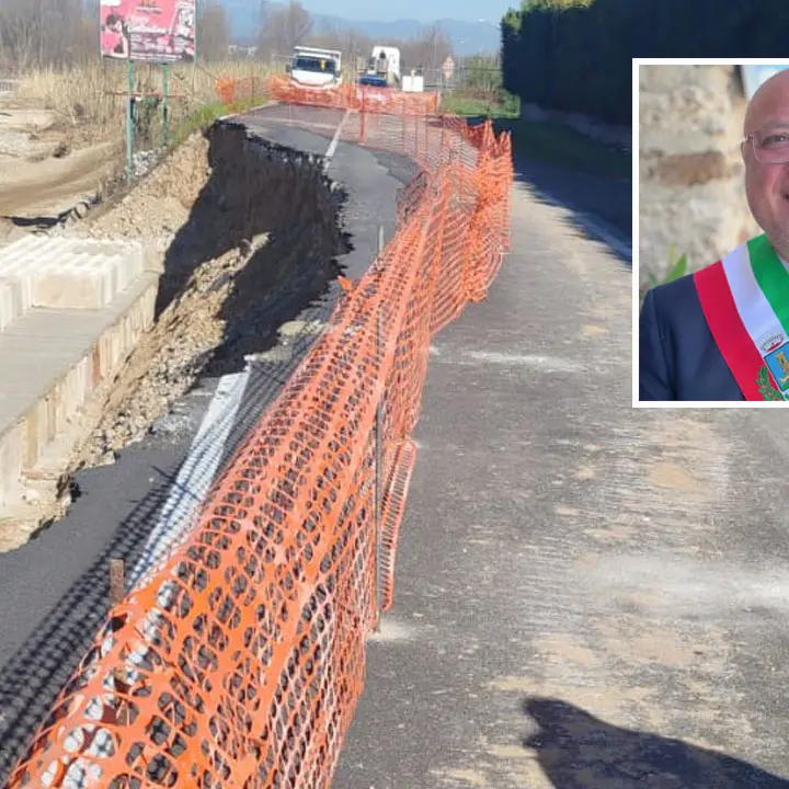 <p>Zumpano, lavori senza sosta dopo la frana sulla <span style=\"color:hsl(0, 75%, 60%);\">SP 234 </span>causata dai cicloni</p>