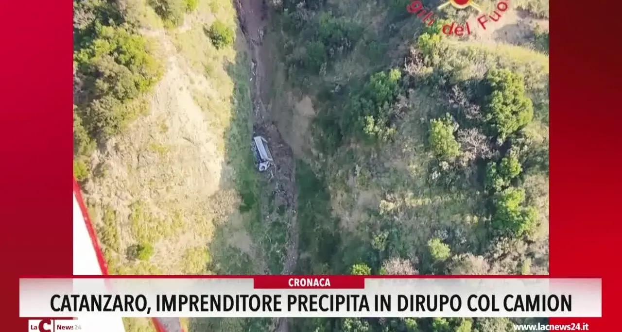 Catanzaro, imprenditore precipita in dirupo col camion