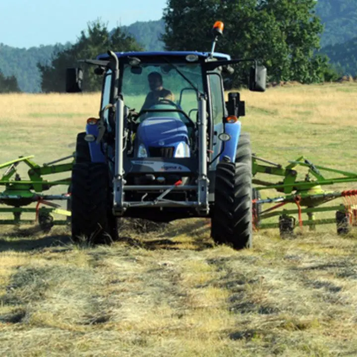<p><span style=\"color:hsl(0, 75%, 60%);\">Arcea </span>eroga oltre 6 milioni di euro agli agricoltori calabresi, Gallo: «Sostegno concreto e tempestivo»</p>