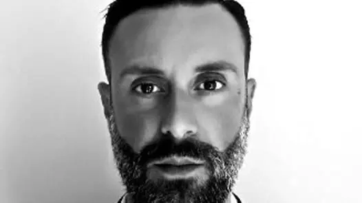 Rogoredo, il commissariato dove tutti sapevano: violenze, ricatti e silenzi fino alla morte di Mansouri\n