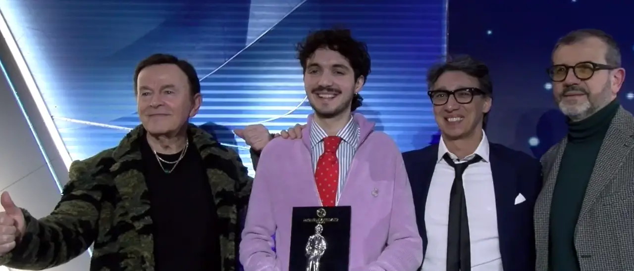 Sanremo, a Mazzariello il Premio Enzo Jannacci realizzato dall’orafo calabrese Michele Affidato