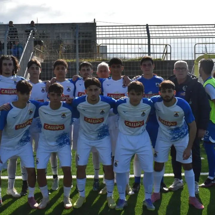Juniores U19, il Pizzo\u00A0nega alla Gioiese la chance di vincere il campionato: si impone per 2-0 e conquista\u00A0i play off casalinghi\n