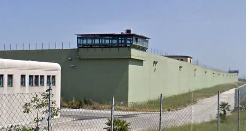 Detenuto si toglie la vita nel carcere di Vibo Valentia\n