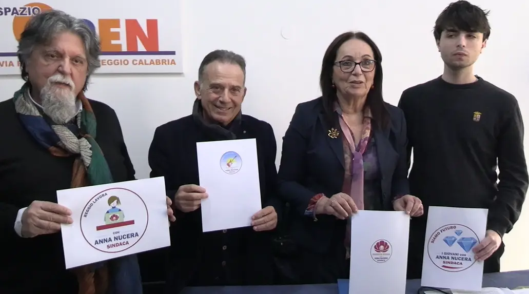 La mossa di Anna Nucera spariglia le carte, presenta 4 simboli di lista, dialoga con 5stelle, Versace e Polo civico e annuncia: «Pronta a farmi da parte»\n