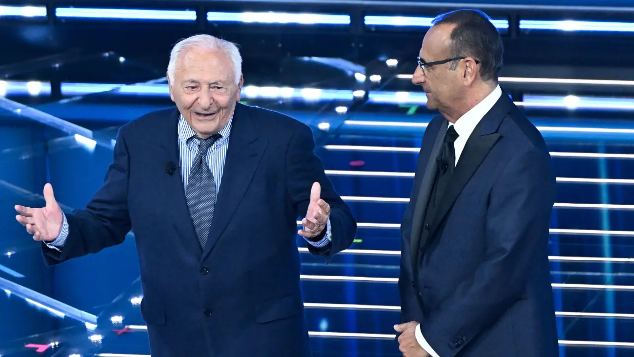 Mogol in elicottero da Sanremo a Roma, Piantedosi difende la scelta: «È un monumento nazionale»\n