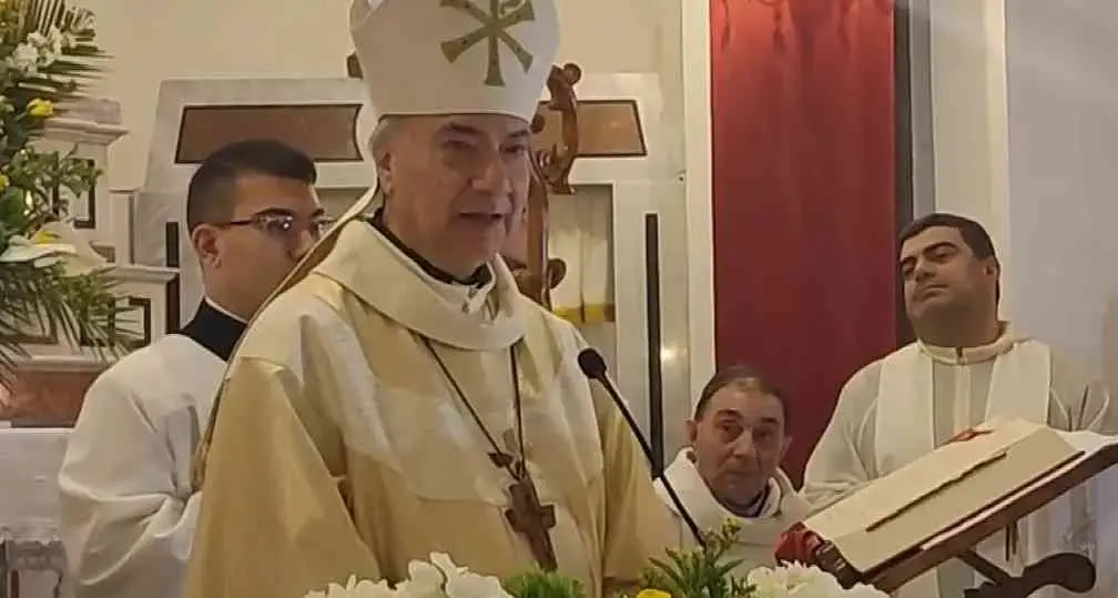 <p>Catanzaro, domani a Palazzo De Nobili il conferimento della cittadinanza onoraria a don Mimmo Battaglia </p>