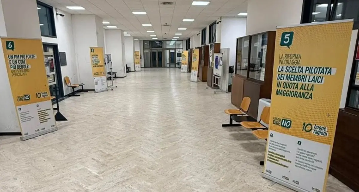 Referendum, l’OCF: «Inammissibile la propaganda dei magistrati nel Palazzo di Giustizia di Reggio»\n